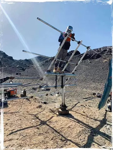 Installing solar panel in Great Gobi