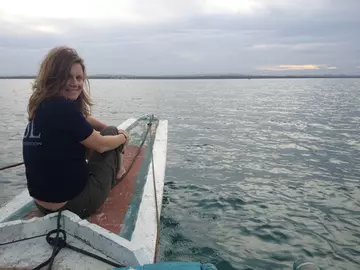 Heather Koldewey by the water