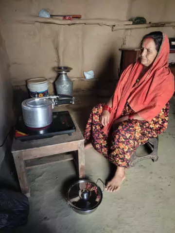 Cooking stove in Kusum resident house