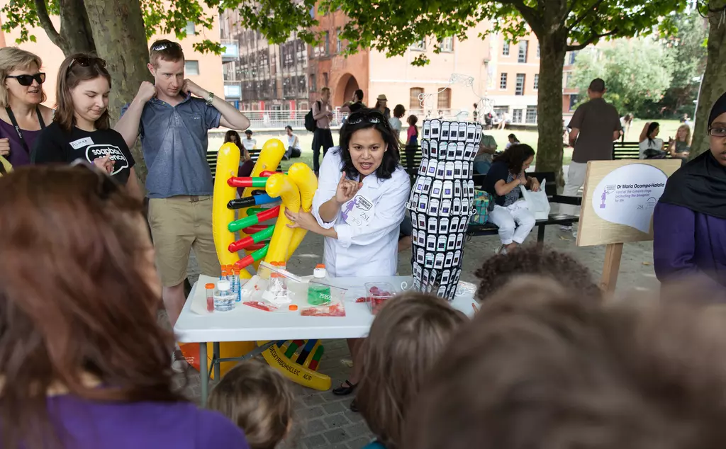 female scientist interacting with public soapbox science