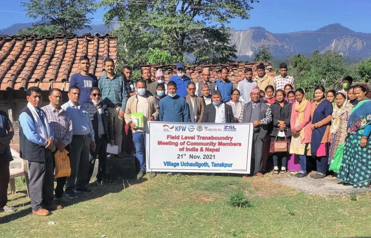 India and Nepal conservationists pictured together
