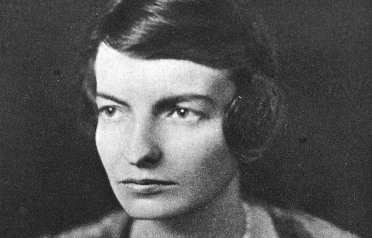 Joan Procter portrait