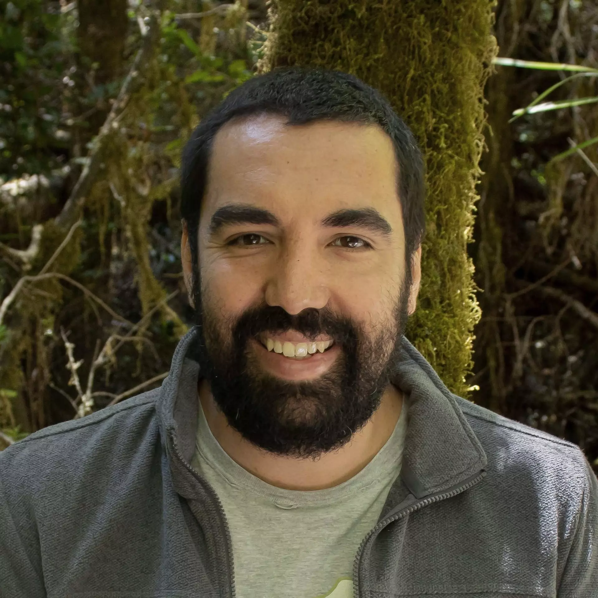 Andres Valenzuela-Sánchez headshot