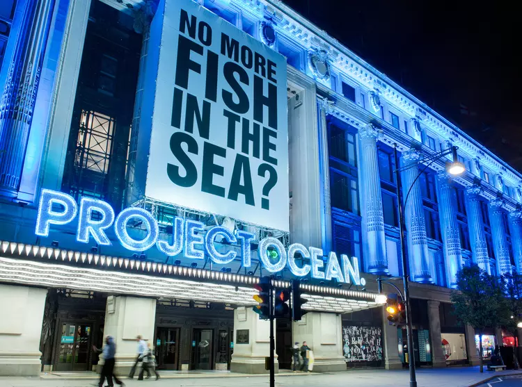 The Selfridges window display for Project Ocean which reads No More Fish in the Sea?
