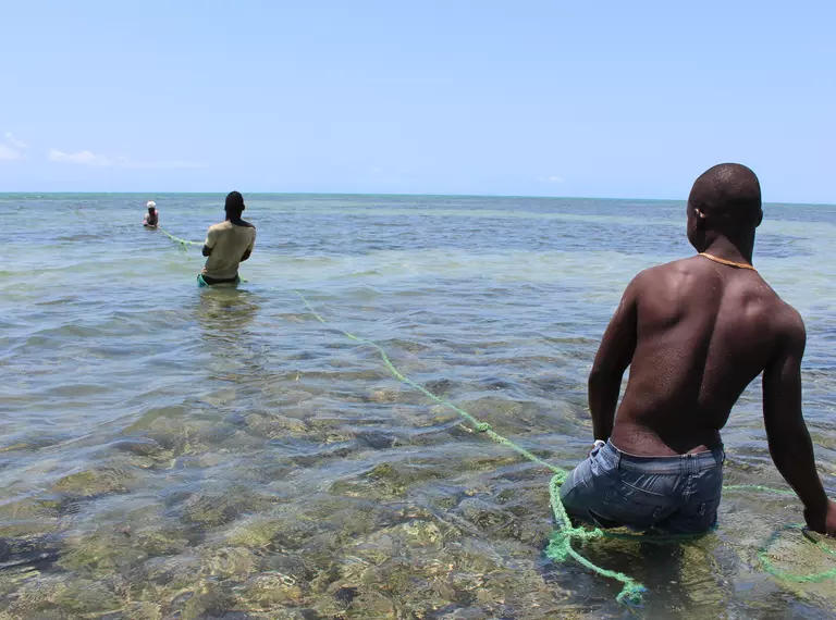 Local people practicing Sustainable Fishing in a Locally Managed Marine Area