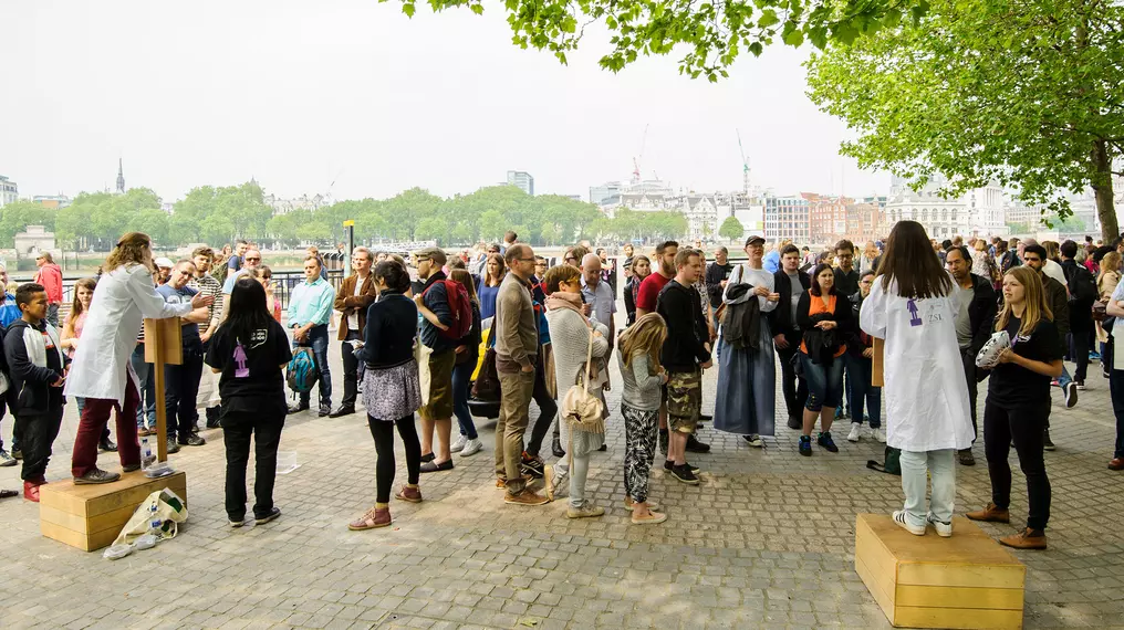Soapbox Scientists engage passers-by on London’s Southbank